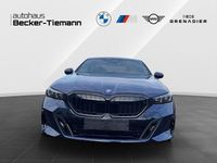 Neu BMW 550e Exclusive 489 PS (359 kW) 2025 Blau Limousine