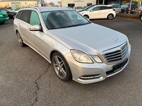 Gebraucht Mercedes E220 Avantgarde 170 PS (125 kW) 2012 Silber Kombi