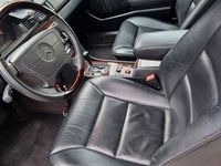 gebraucht Mercedes E220 Perfekt, Neuer Mercedes Kundendienst
