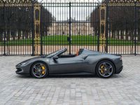 Second-hand Ferrari 296 829 CP (609 kW) 2024 Gri Cabrio