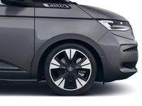 Gebraucht VW Multivan Sound 150 PS (110 kW) 2026 Indiumgrau metallic / deep black perleffekt (metallic) Van