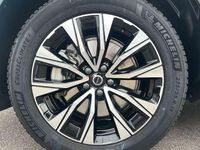 Gebraucht Volvo XC60 Plus 250 PS (183 kW) 2024 Platinum grau SUV