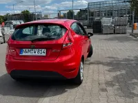 Gebraucht Ford Fiesta 105 PS (77 kW) 2009 Rot Kleinwagen