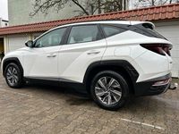 Gebraucht Hyundai Tucson Select 136 PS (100 kW) 2022 Weiß SUV