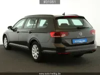 Używany VW Passat 122 KM (89 kW) 2023 Szary Kombi