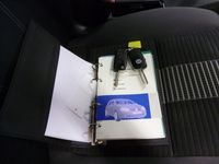 Gebraucht VW Golf VI United 80 PS (58 kW) 2008 Blau Kleinwagen