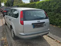 Gebraucht Ford Focus Trend 116 PS (85 kW) 2005 Silber Kombi