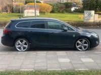 Gebraucht Opel Astra 165 PS (121 kW) 2012 Schwarz Kombi