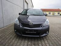 Gebraucht Toyota Verso 132 PS (97 kW) 2009 Marlingrau metallic Van / Kleinbus