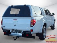 Gebraucht Mitsubishi L200 178 PS (130 kW) 2014 Weiß Abholung