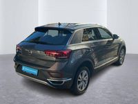Gebraucht VW T-Roc Style 150 PS (110 kW) 2022 Indiumgrau metallic (metallic) SUV
