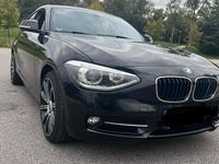 Gebraucht BMW 116 Sport Line 135 PS (99 kW) 2013 Schwarz Kleinwagen