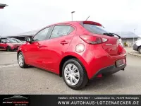 Gebraucht Mazda 2 Center-Line 75 PS (55 kW) 2016 Rot Limousine