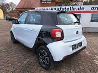 Gebraucht Smart ForFour Basis 90 PS (66 kW) 2018 Schwarz Kleinwagen