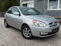 Gebraucht Hyundai Accent 97 PS (71 kW) 2007 Silber Limousine