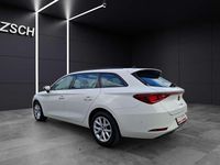 Gebraucht Seat Leon ST Style 150 PS (110 kW) 2022 "candy" weiss Kombi