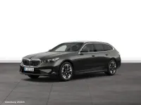 Gebraucht BMW 540 286 PS (210 kW) 2025 Grau Kombi