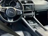 Gebraucht Jaguar F-Pace Portfolio 241 PS (177 kW) 2018 Grau SUV
