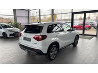 Gebraucht Suzuki Vitara Comfort 110 PS (80 kW) 2025 Cool white pearl metallic SUV