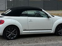Gebraucht VW Beetle Cup 105 PS (77 kW) 2014 Weiß Kleinwagen