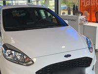 Gebraucht Ford Fiesta ST-Line 140 PS (102 kW) 2018 Weiß Kleinwagen
