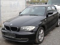 Gebraucht BMW 118 143 PS (105 kW) 2011 Schwarz Kleinwagen