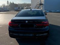 Gebraucht BMW 730 265 PS (194 kW) 2015 Schwarz Limousine
