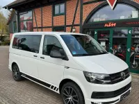 Gebraucht VW Multivan 150 PS (110 kW) 2017 Weiß Van / Kleinbus