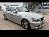 Gebraucht BMW 325 218 PS (160 kW) 2005 Silber Limousine