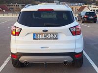 gebraucht Ford Kuga 1.5 EcoBoost 2x4 Black & Silver