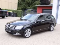Gebraucht Mercedes C250 204 PS (150 kW) 2011 Obsidianschwarz Kombi