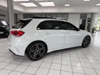 Gebraucht Mercedes A200 AMG 163 PS (119 kW) 2023 Digitalweiss  metalliclack Limousine