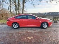 Gebraucht Opel Insignia Edition 136 PS (100 kW) 2018 Rot Limousine