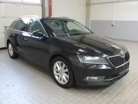 Gebraucht Skoda Superb Style 150 PS (110 kW) 2017 Schwarz Kombi
