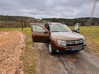 Gebraucht Dacia Duster Lauréate 125 PS (91 kW) 2015 Braun SUV