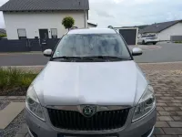 Gebraucht Skoda Roomster Active 90 PS (66 kW) 2012 Silber Van / Kleinbus