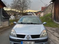 Gebraucht Renault Clio II 82 PS (60 kW) 2004 Silber Kleinwagen