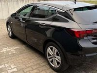 Używany Opel Astra Elegance 122 KM (89 kW) 2020 Czarny Sedan/Limuzyna