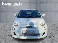 Gebraucht Fiat 500e Icon 86 kW (118 PS) 2023 Weiß Limousine