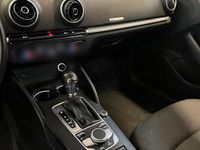 Gebraucht Audi A3 Comfort 116 PS (85 kW) 2017 Blau Kleinwagen