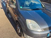 Gebraucht Ford Fiesta 60 PS (44 kW) 2002 Blau Kleinwagen