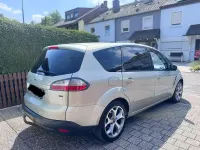 Gebraucht Ford S-MAX Titanium 140 PS (102 kW) 2009 Beige Van / Kleinbus