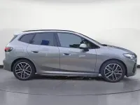 Neu BMW 220 Active Tourer M Sport 170 PS (125 kW) 2026 Grau Van / Kleinbus