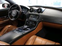 Second-hand Jaguar XJ 275 CP (202 kW) 2012 Negru Berlinǎ