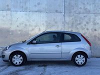 Gebraucht Ford Fiesta 80 PS (58 kW) 2008 Silber Kleinwagen