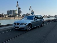 Gebraucht BMW 330 245 PS (180 kW) 2009 Silber Kombi