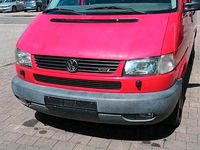 Second-hand VW T4 151 CP (111 kW) 1998 Roșu Van