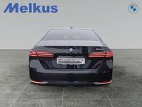 Gebraucht BMW 520 Performance 197 PS (144 kW) 2024 Schwarz Limousine