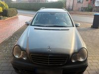 Gebraucht Mercedes C220 140 PS (102 kW) 2005 Grau Kombi