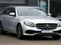 Gebraucht Mercedes E300 Avantgarde 306 PS (225 kW) 2020 Iridiumsilber metallic Kombi